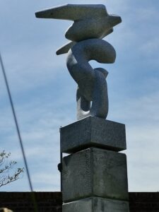 Sulpture libertée retrouvée par le sculpteur Yannick Robert