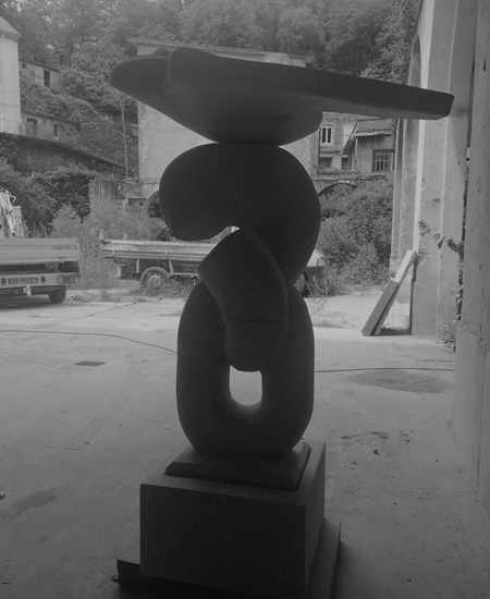 Commande sculpture sur pierre sur mesure,Commander sculpture commémorative,Sculpture en pierre pour événement spécial,Sculpture à offrir en cadeau original,Œuvre artistique en pierre personnalisée,Sculpture décorative pour intérieur ou extérieur,Sculpteur à Boissezon pour sculpture sur mesure,Commande de sculpture artisanale en marbre ou grès,Offrir une sculpture sur mesure unique